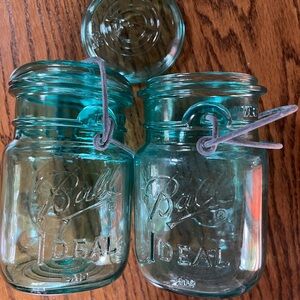 2 vintage Ball Bicentennial blue glass canning jars wire with lids no chips pint